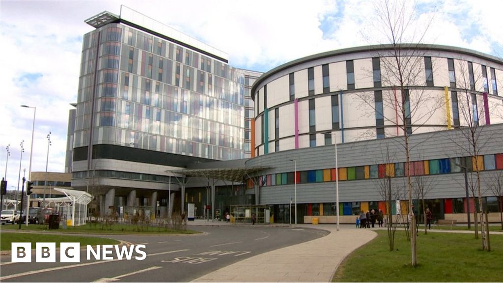 Glasgow health chief reassures parents over hospital infection fears Glasgow health chief reassures parents over hospital infection fears