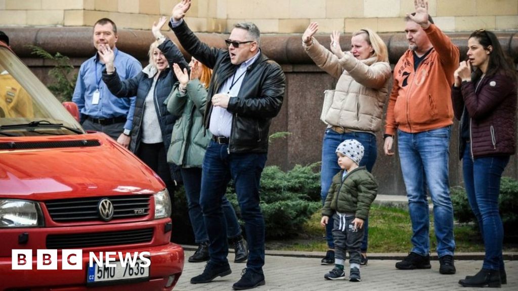 Russia expels Czech diplomats over spying row Russia expels Czech diplomats over spying row