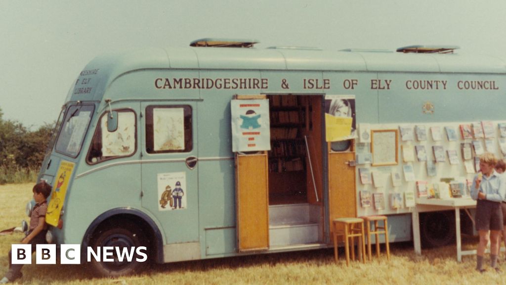 Mobile libraries are still playing an important role 60 years on Mobile libraries are still playing an important role 60 years on