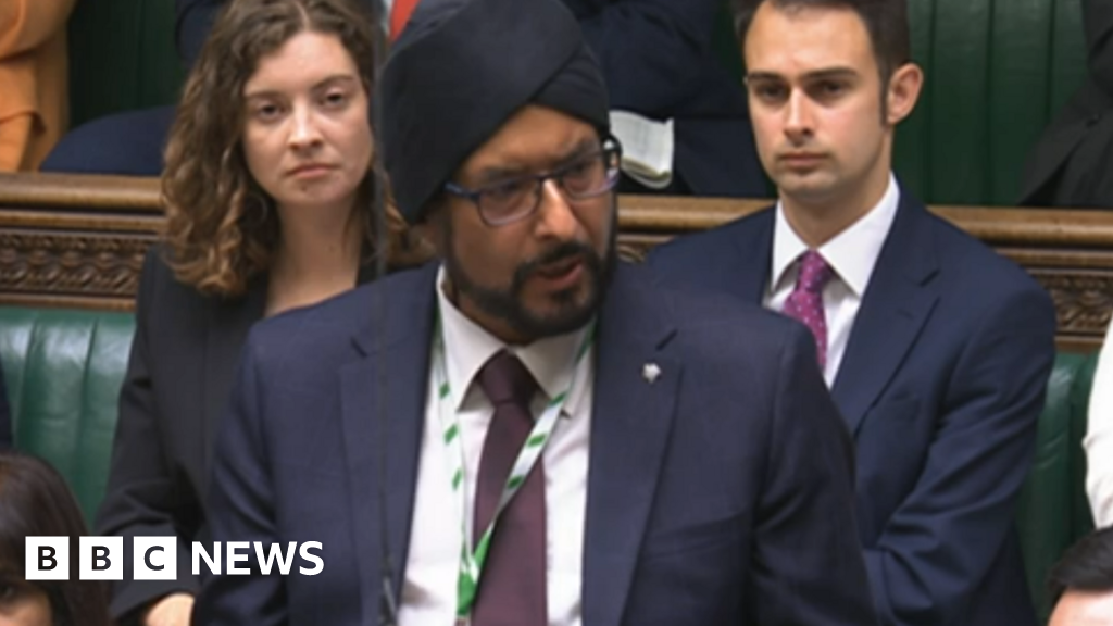 Wolverhampton MP calls for prevention in ‘knife crime capital’ Wolverhampton MP calls for prevention in ‘knife crime capital’
