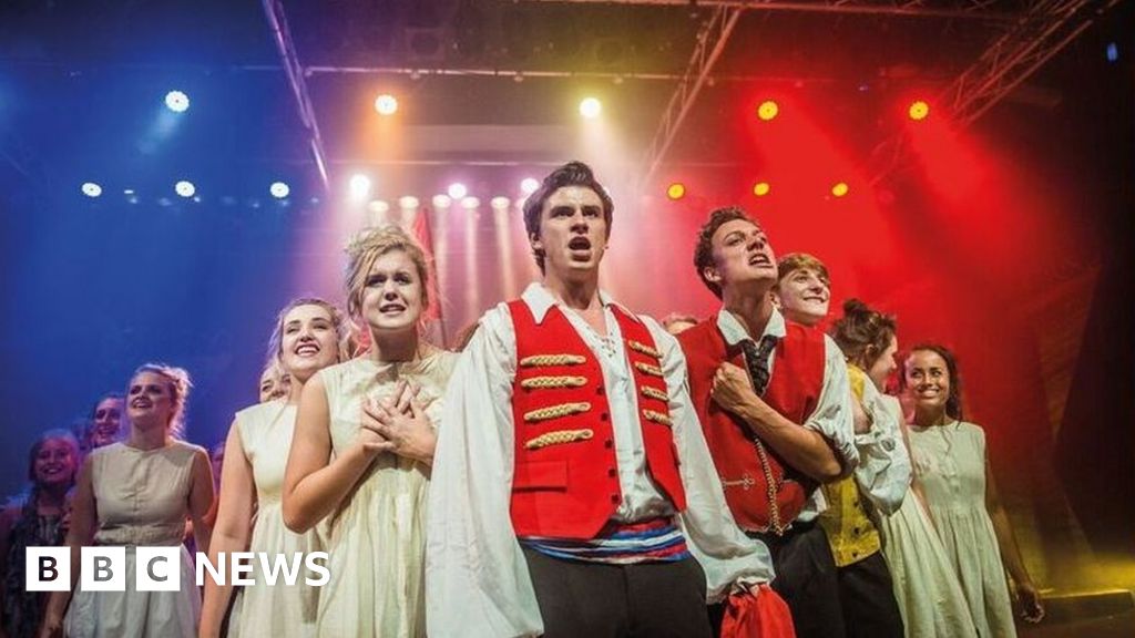 ‘Outstanding’ Wakefield arts college CAPA saved from closure ‘Outstanding’ Wakefield arts college CAPA saved from closure