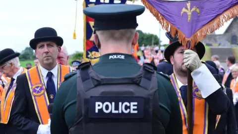 Pacemaker Pacemaker Press: 10 July 2022: Orangemen have attended the annual Drumcree parade in Portadown.