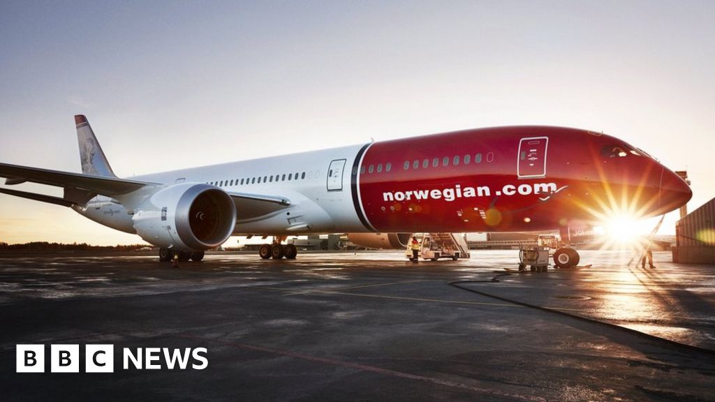 British Airways owner considers Norwegian bid