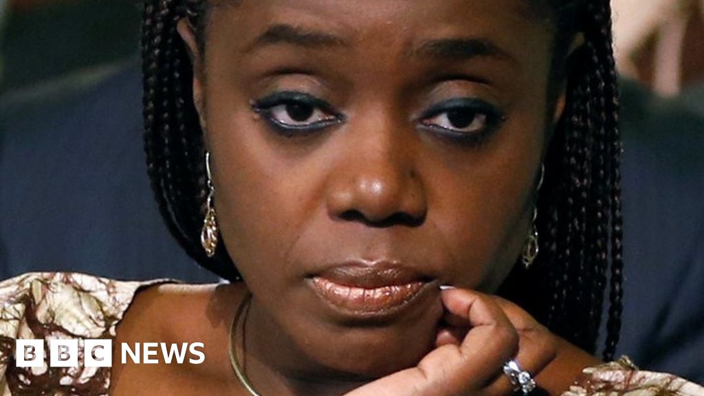 Nigeria minister resigns over forged certificate