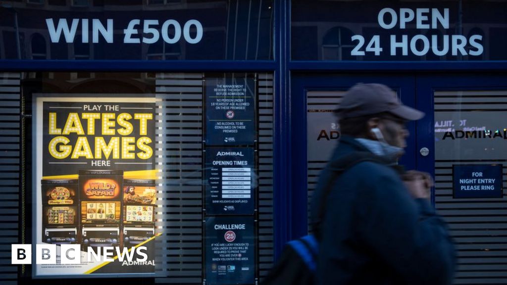 Betting machine cap ‘will see jobs lost’ in Wales Betting machine cap ‘will see jobs lost’ in Wales