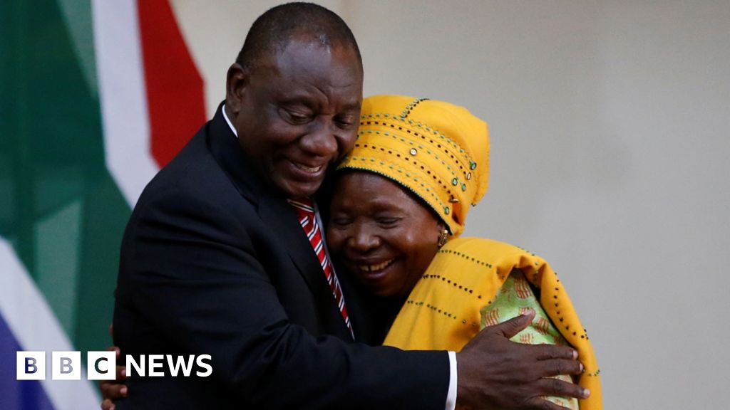 South Africa gets gender-balanced cabinet South Africa gets gender-balanced cabinet