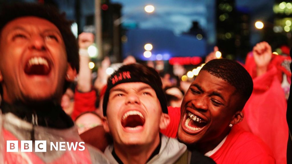 Basketball fever sweeps Canada after team’s historic win