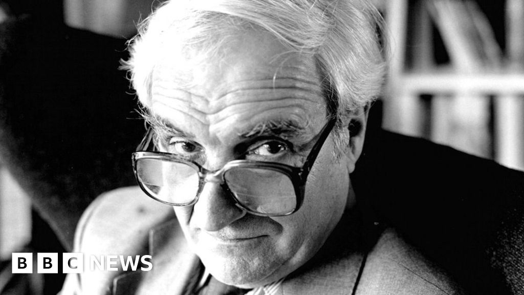 Sir David Butler, pioneering election analyst, dies aged 98 Sir David Butler, pioneering election analyst, dies aged 98
