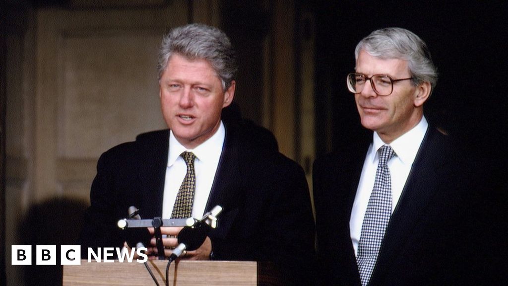 Sir John Major and Bill Clinton bonded over burdens of office, letters show Sir John Major and Bill Clinton bonded over burdens of office, letters show