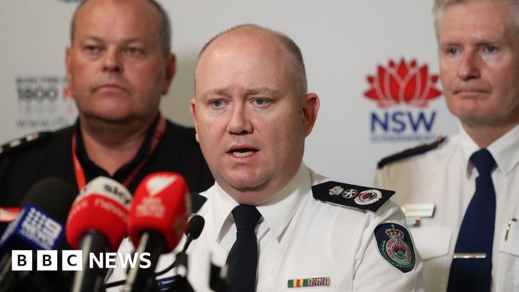 ‘Tireless’ fire chief steering Australians through disaster ‘Tireless’ fire chief steering Australians through disaster