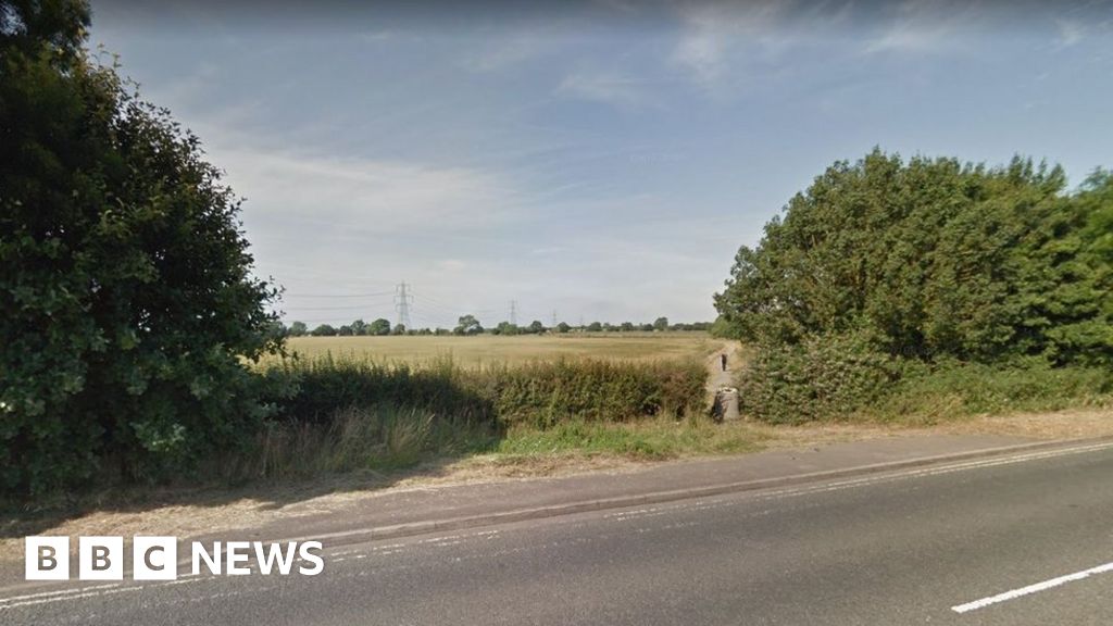 Call for south Oxfordshire leader to quit over housing plan Call for south Oxfordshire leader to quit over housing plan