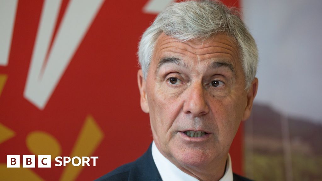 Gareth Davies: WRU chairman says summer rugby is ‘unlikely’ Gareth Davies: WRU chairman says summer rugby is ‘unlikely’