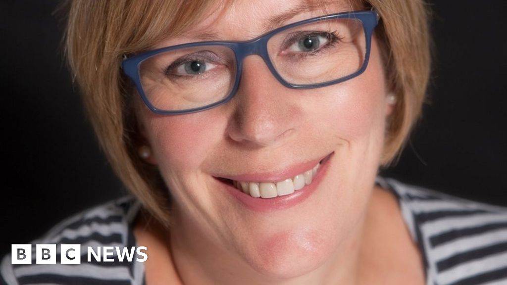 Former police chief tells of sexual assaults by colleagues Former police chief tells of sexual assaults by colleagues