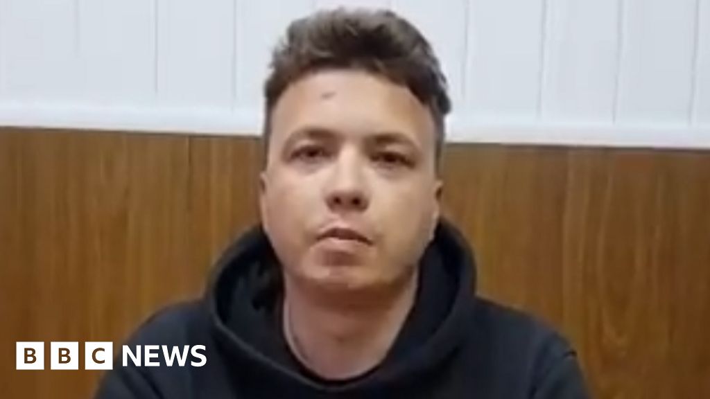 Belarus journalist’s family fear torture after plane arrest Belarus journalist’s family fear torture after plane arrest