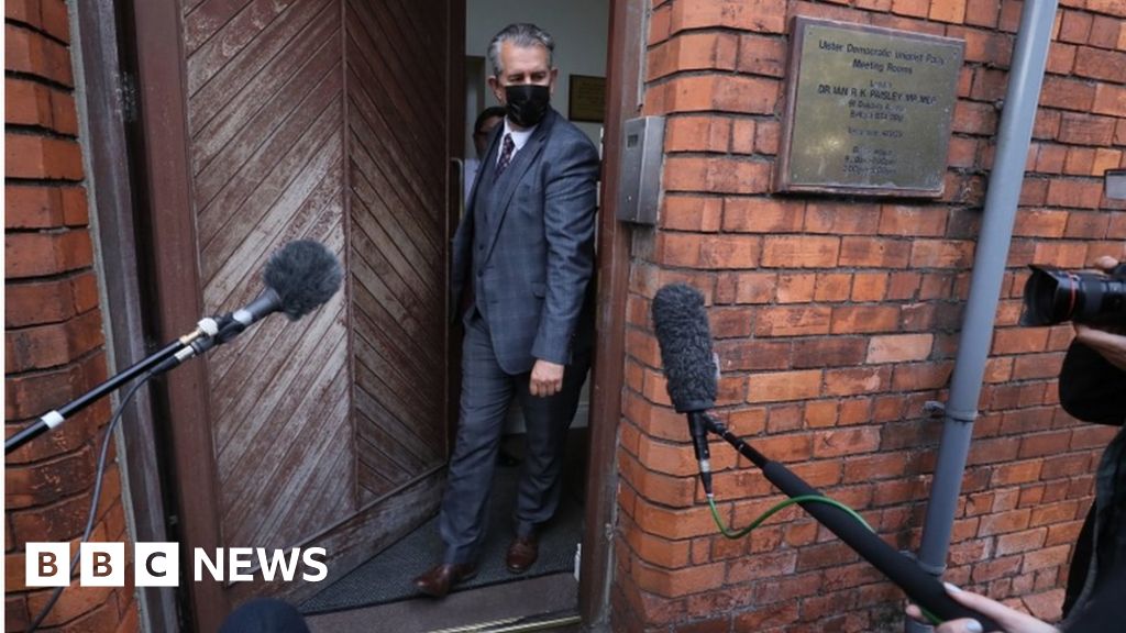 DUP leader Edwin Poots resigns amid internal party revolt