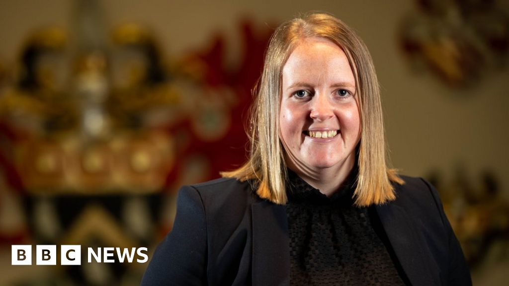 No parental leave ‘a barrier’ to local politics No parental leave ‘a barrier’ to local politics