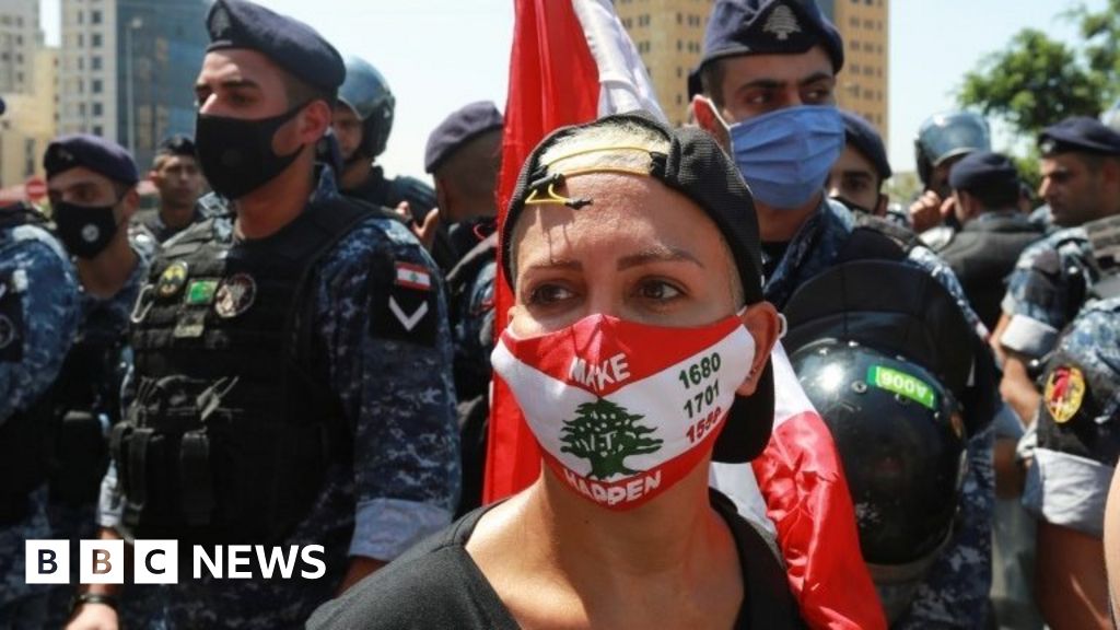 Lebanon gets new government amid deepening crisis