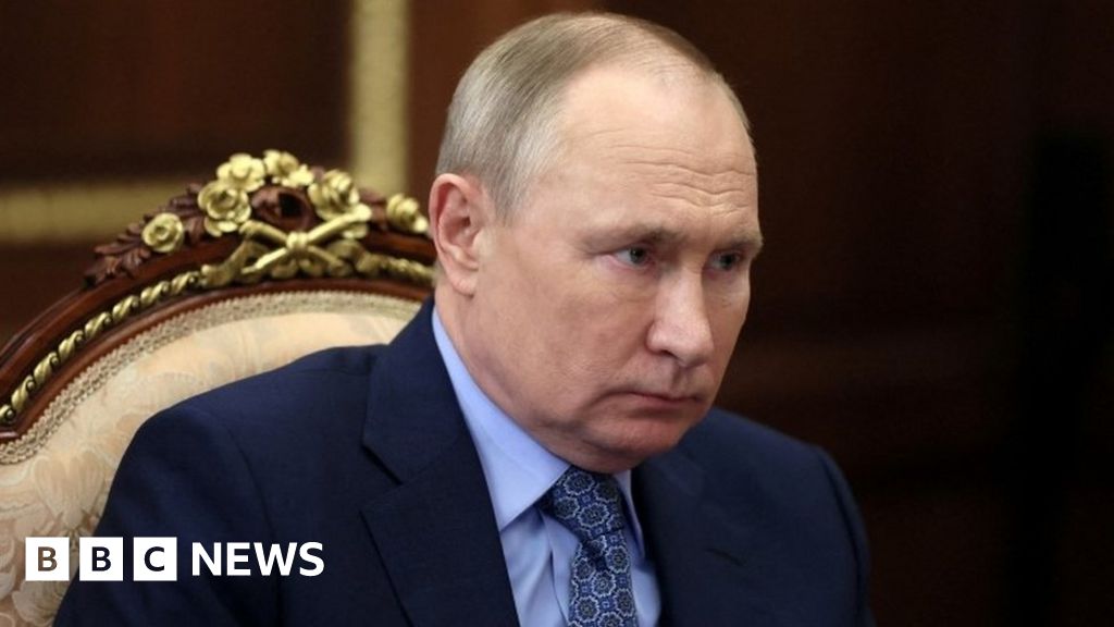 Putin being misled by fearful advisers, US says