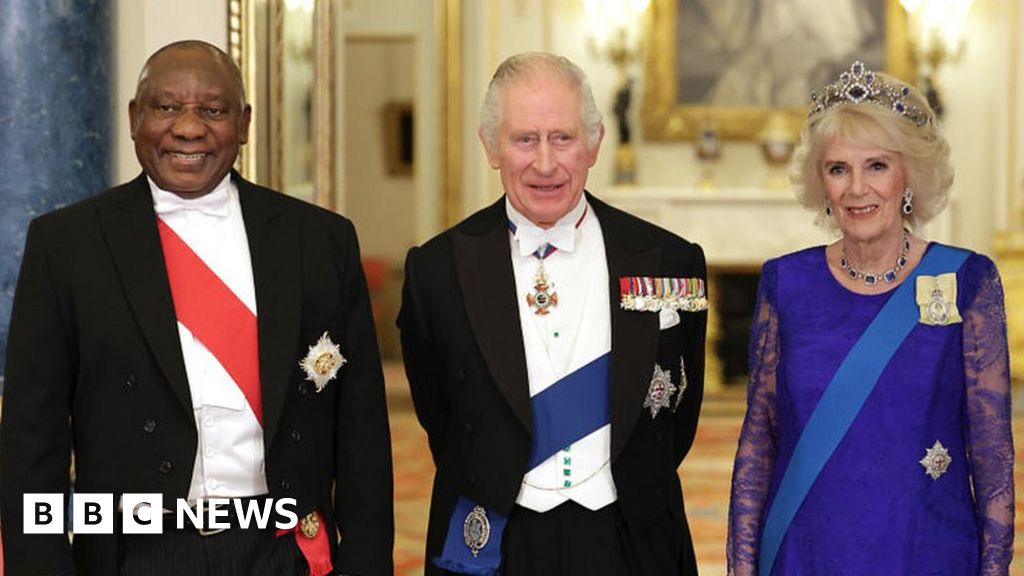 King hails Mandela friendship on South Africa state visit King hails Mandela friendship on South Africa state visit