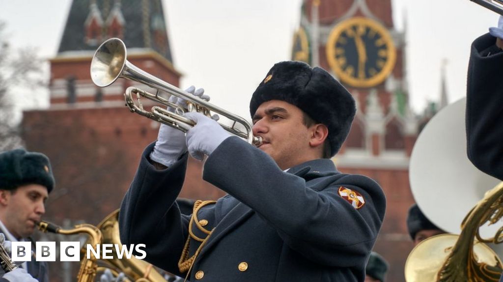 Russia to deploy musicians to front to boost morale Russia to deploy musicians to front to boost morale