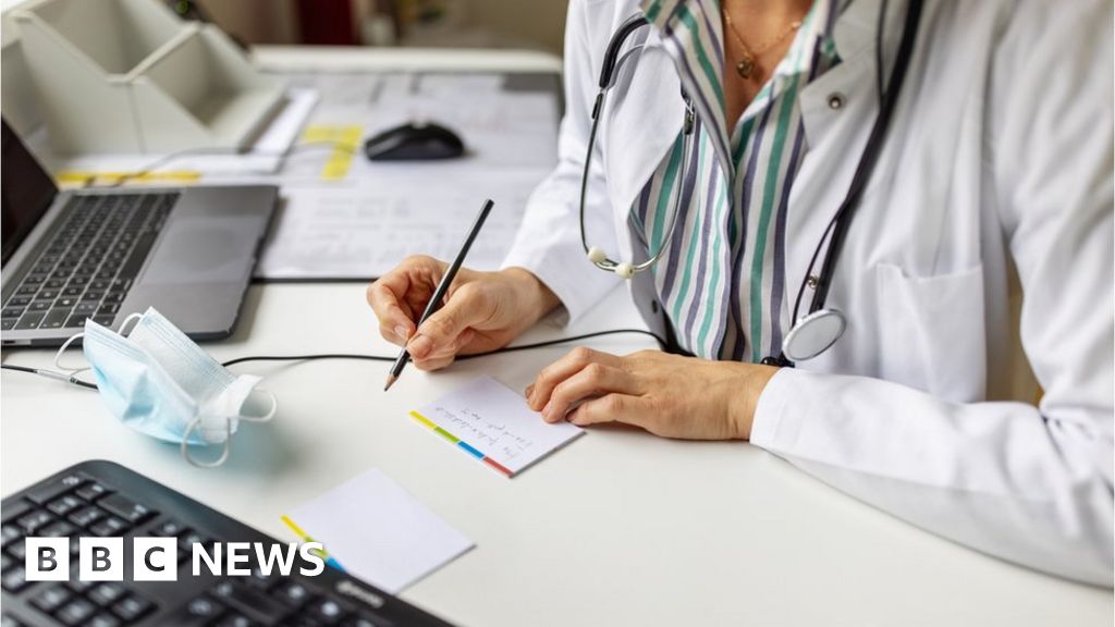 MP calls for more health services in Leighton Buzzard