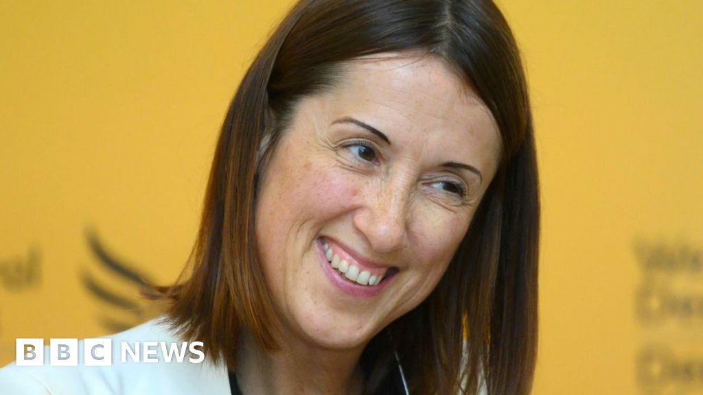 Welsh Lib Dem leader Jane Dodds calls for more generous society