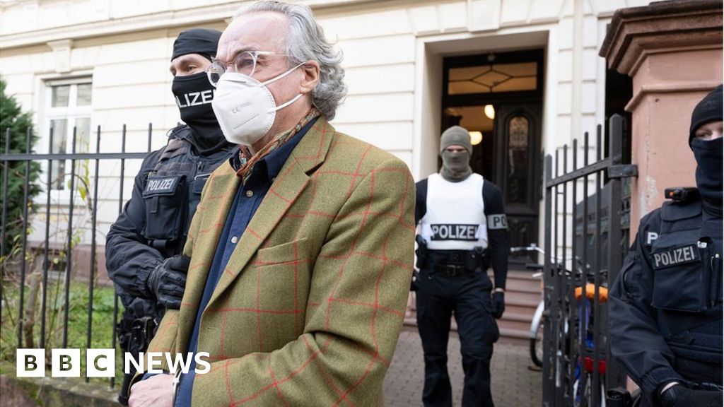 Germany arrests 25 accused of plotting coup Germany arrests 25 accused of plotting coup