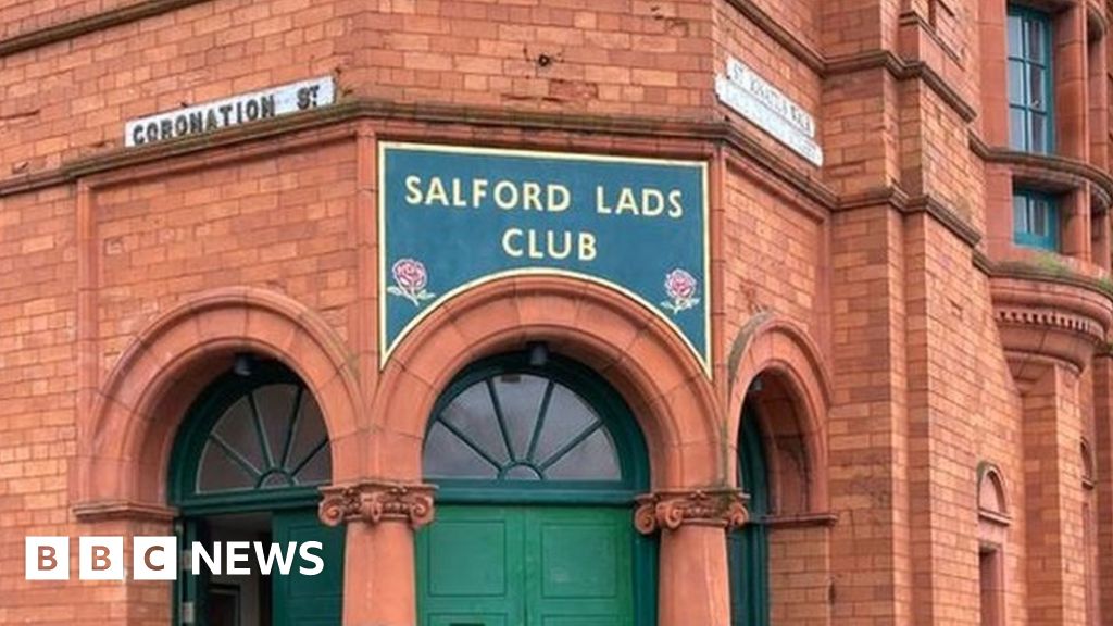 Volunteers celebrate ‘legendary’ Salford Lads’ Club’s 120th birthday Volunteers celebrate ‘legendary’ Salford Lads’ Club’s 120th birthday