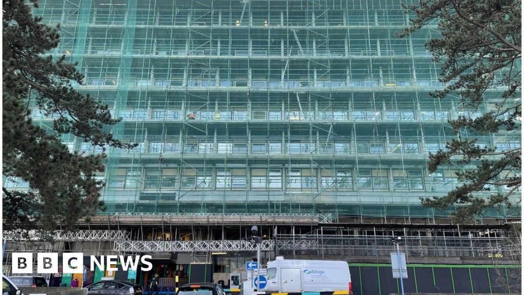Wycombe Hospital tower scaffolding to come down within weeks