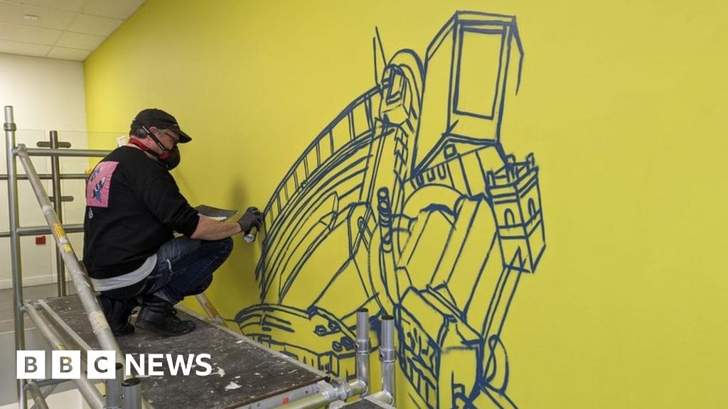 Bristol street artists to create Southville Primary murals