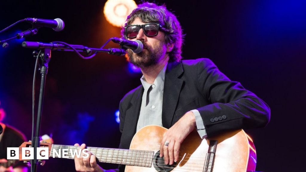 Super Furry Animals’ Gruff Rhys pulls out of festival in protest Super Furry Animals’ Gruff Rhys pulls out of festival in protest