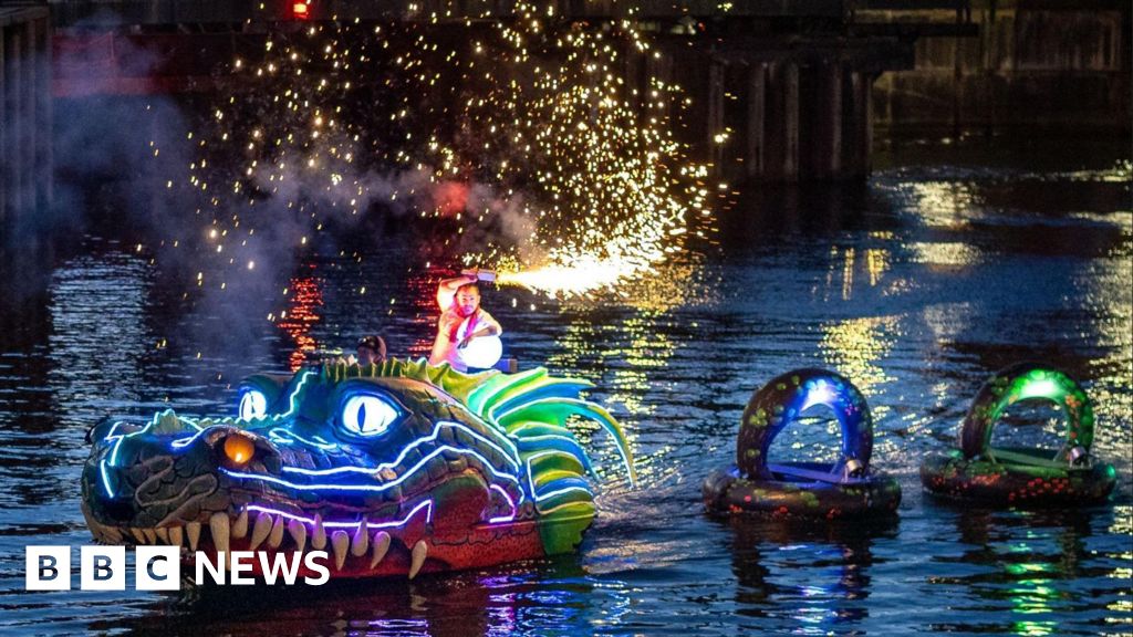 Bonfire and firework displays set to light up North West Bonfire and firework displays set to light up North West