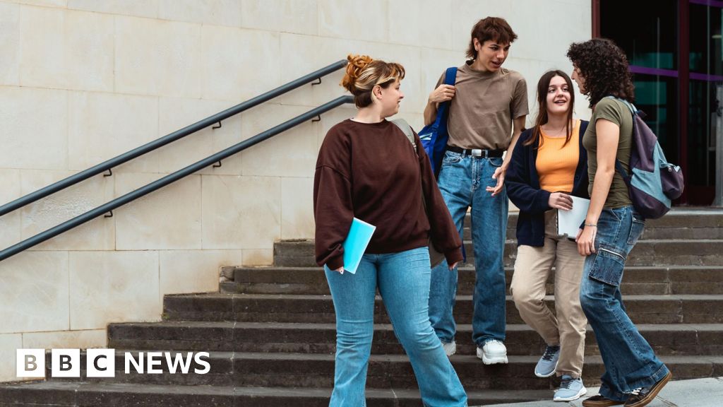 UK universities see drop in foreign student visa applications UK universities see drop in foreign student visa applications