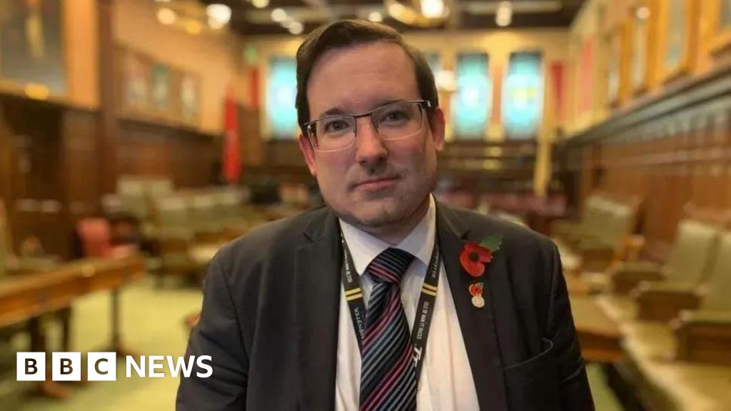 Manx health minister resigns over future funding Manx health minister resigns over future funding