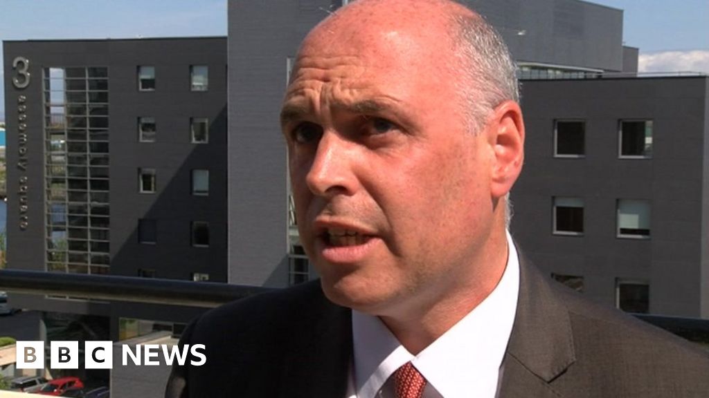 Tory leader trivialised maternity service problems, says FM Tory leader trivialised maternity service problems, says FM