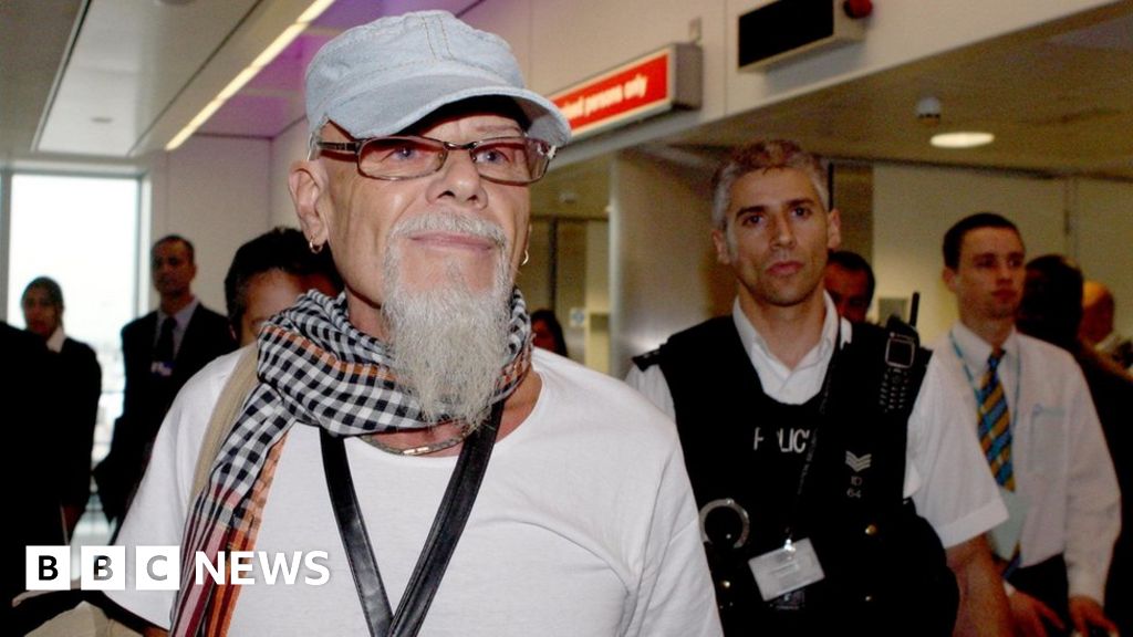 Should child sex offenders be allowed to travel? Should child sex offenders be allowed to travel?