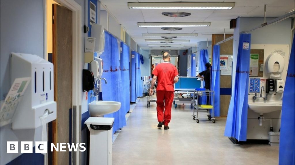 Scottish NHS performance ‘continuing to decline’ Scottish NHS performance ‘continuing to decline’