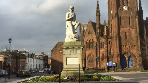 Burns statue