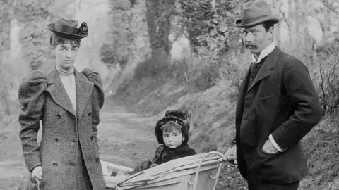 Philip Hope-Cobbold Lady Evelyn with her husband and child
