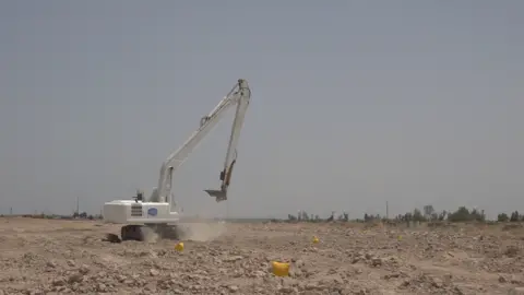 landmine clearing in fallujah