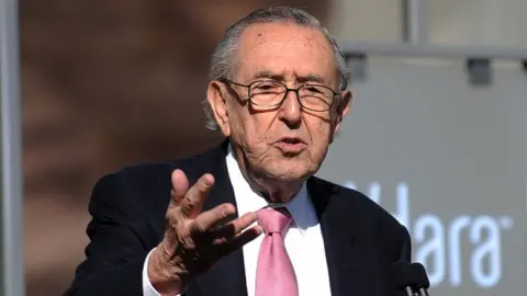 AFP Architect Cesar Pelli delivers a speech during the Grand Opening of the CityCenter, Las Vegas, in December 2009