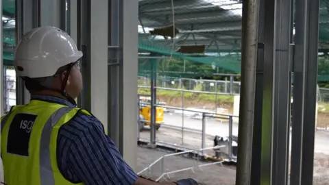 Bridgend college A man training in construction