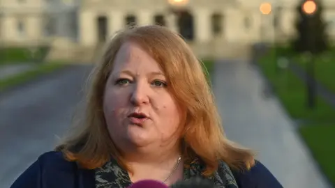 PAcemaker Naomi Long