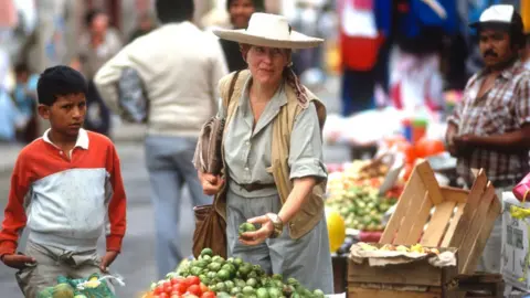 Paul Harris via Getty Diana Kennedy shopping in a market close to her home June 23, 1990 Zitacuaro, Michoacan, Mexico