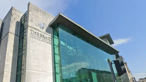 Google Maps The Braid