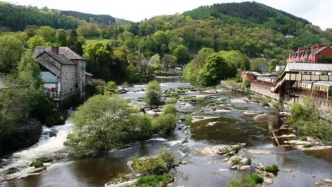 Thinkstock The River Dee at Llangollen