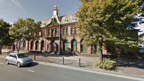 Google Former Lords Tavern in Barrow
