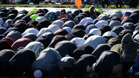 Saeed Khan/AFP Muslims pray in Sydney during Eid Al Adha, on 12 September 2016