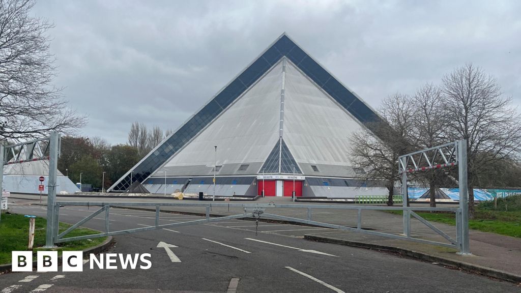 Bedford pool set to close despite £338k of renovations Bedford pool set to close despite £338k of renovations