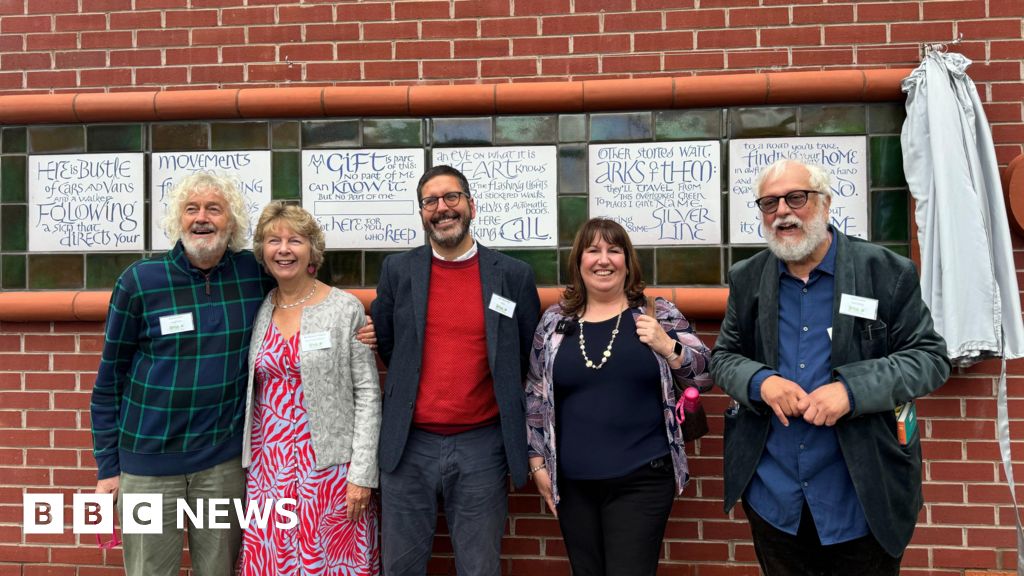 Organ donor mural in Manchester a ‘comfort’ say bereaved families
